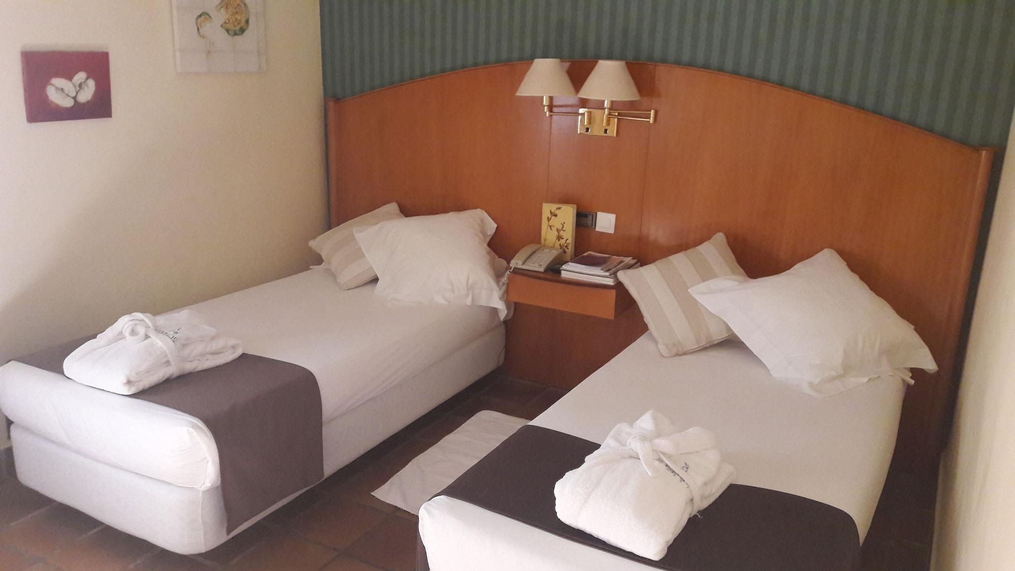 รัสติแค โฮเต็ล แอล เอสตาโค Hotel โบไกเรนต์ ภายนอก รูปภาพ