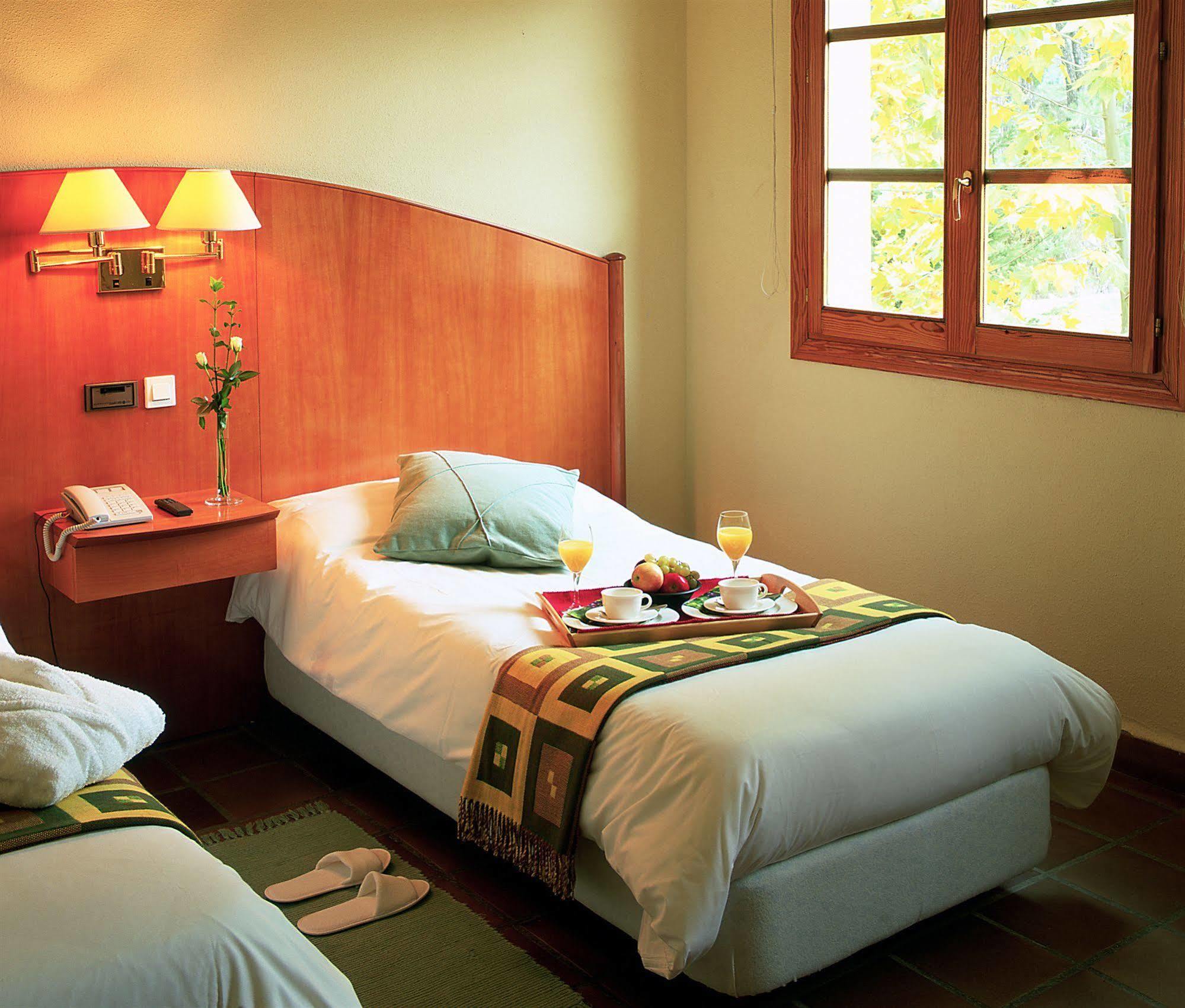 รัสติแค โฮเต็ล แอล เอสตาโค Hotel โบไกเรนต์ ภายนอก รูปภาพ